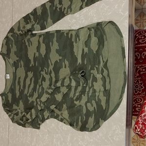 Soft camo longsleeve top